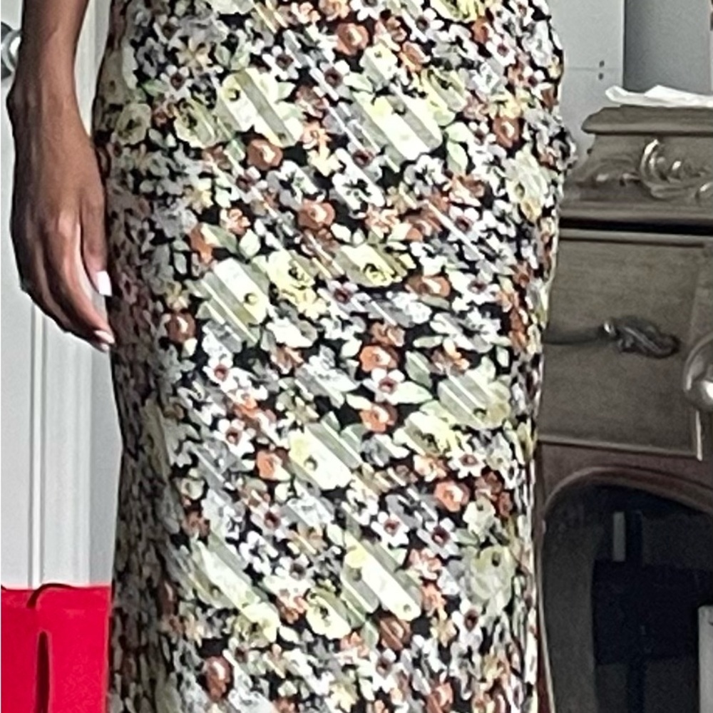 AKIRA Pink and White Sequin Pencil Midi Dress